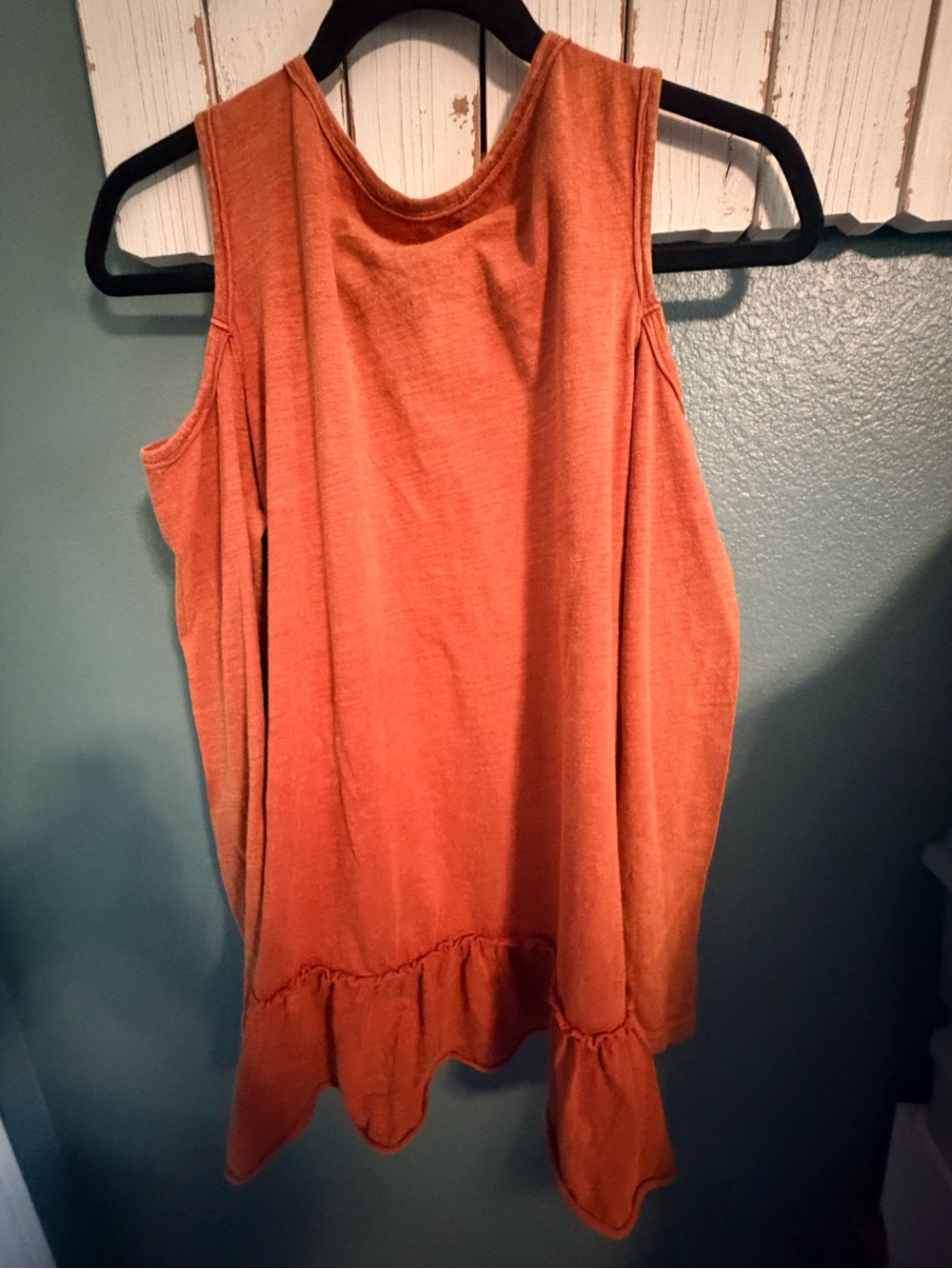 Doe & Rae Cold Shoulder  Ruffle-Hem  Top - Rust Orange - Picture 2 of 6